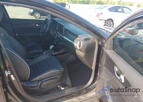 2023 Kia Forte Gt-Line z USA, uszkodzony, nr VIN 3KPF54AD7PE648151